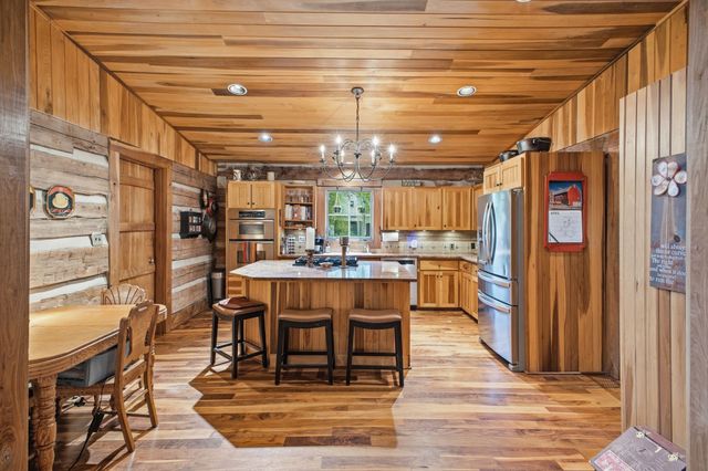 1004 Mill Pond Road, Mount Pleasant, TN 38474