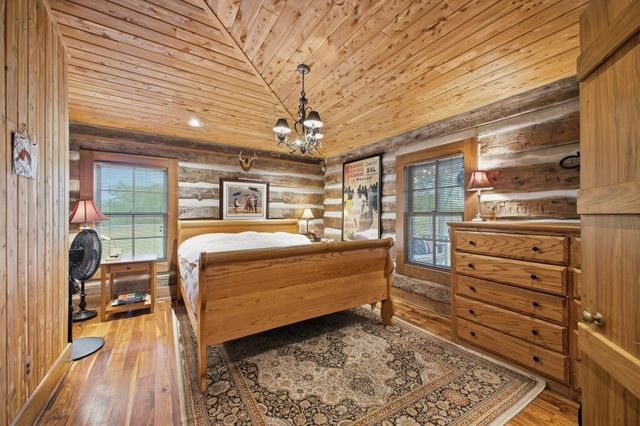 1004 Mill Pond Road, Mount Pleasant, TN 38474