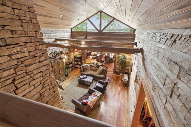 1004 Mill Pond Road, Mount Pleasant, TN 38474