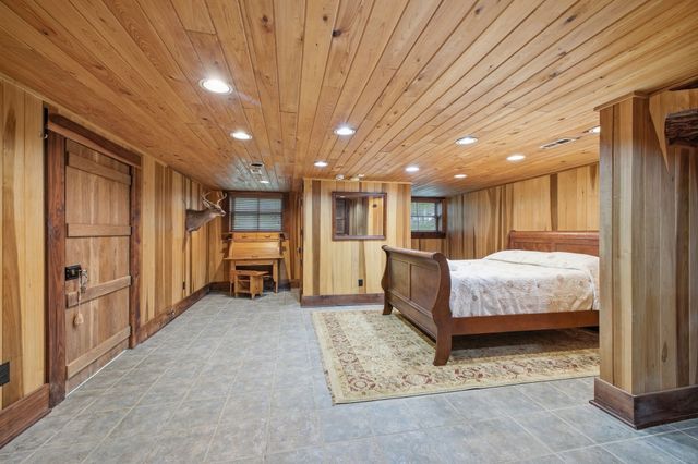 1004 Mill Pond Road, Mount Pleasant, TN 38474