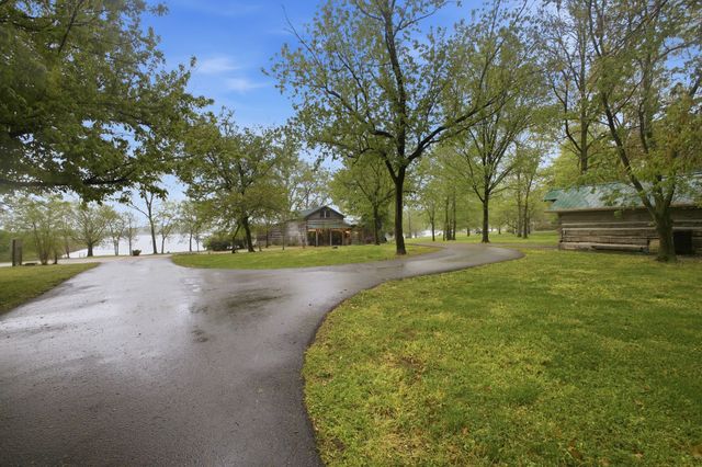 1004 Mill Pond Road, Mount Pleasant, TN 38474