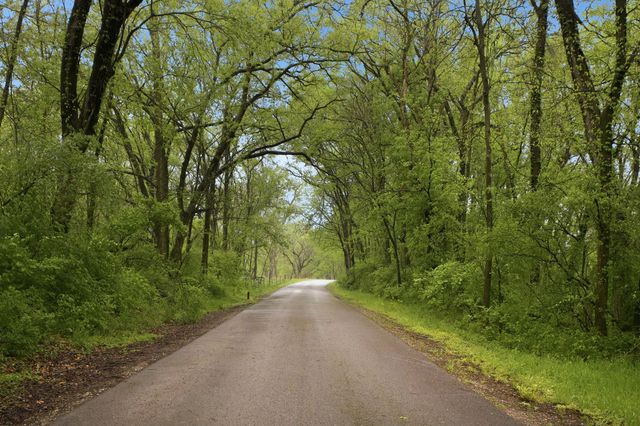 1004 Mill Pond Road, Mount Pleasant, TN 38474