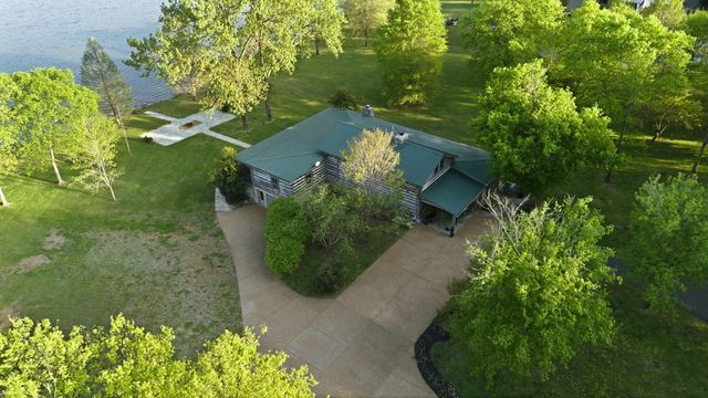 1004 Mill Pond Road, Mount Pleasant, TN 38474
