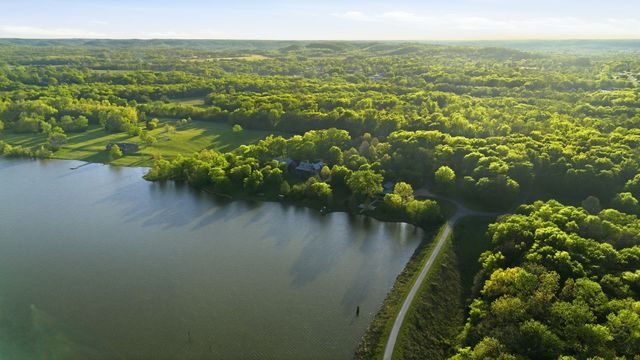 1004 Mill Pond Road, Mount Pleasant, TN 38474