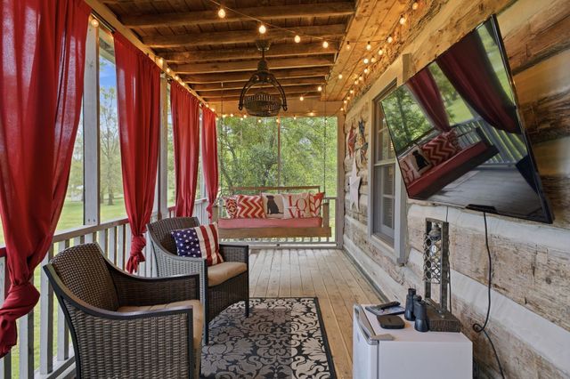 1004 Mill Pond Road, Mount Pleasant, TN 38474