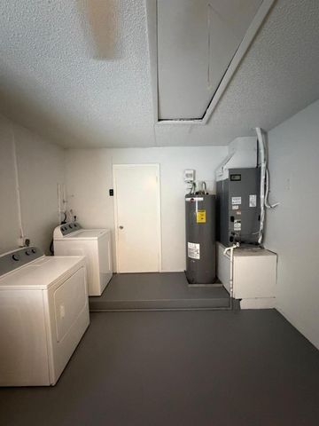 9881 NW 4th Street, Pembroke Pines, FL 33024