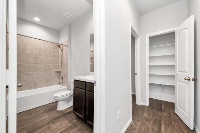 21123 Waze Lewis Drive, New Caney, TX 77357