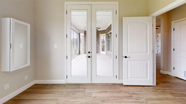 2025 Clive Drive, Granbury, TX 76048