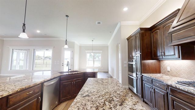 2025 Clive Drive, Granbury, TX 76048
