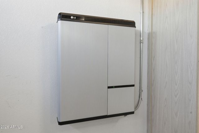 6135 E PALM Street, Mesa, AZ 85215