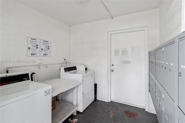 165 NE 203rd Ter C20, Miami Gardens, FL 33179