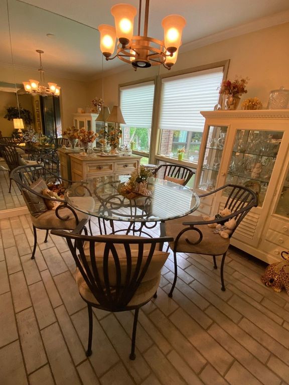 6075 Lincoln Drive 201, Edina, MN 55436 — photo 5