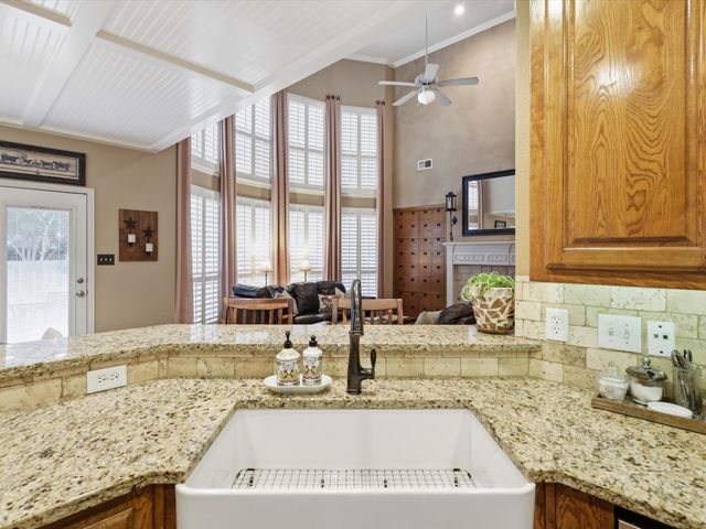 4813 Bellflower Way, Fort Worth, TX 76123