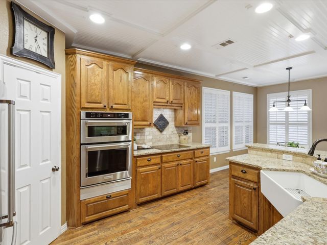 4813 Bellflower Way, Fort Worth, TX 76123
