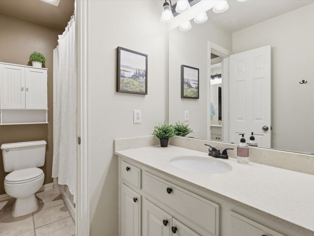 4813 Bellflower Way, Fort Worth, TX 76123
