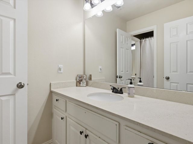 4813 Bellflower Way, Fort Worth, TX 76123