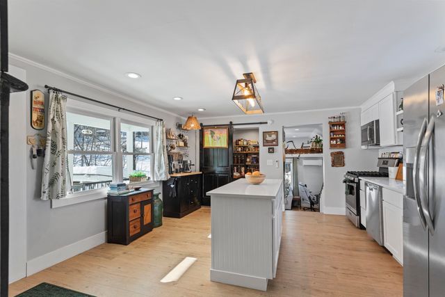 3 Molly Stark Lane, New Boston, NH 03070