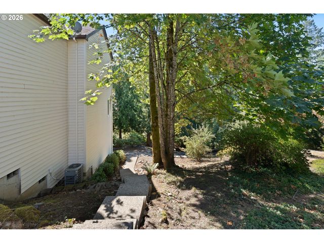 1136 Nw PARK RIDGE Ln, Portland, OR 97229