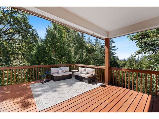 1136 Nw PARK RIDGE Ln, Portland, OR 97229