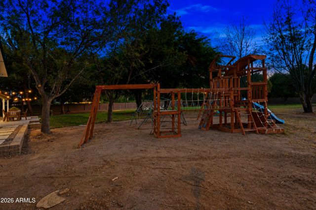 3050 S EAGLE Drive, Chandler, AZ 85286
