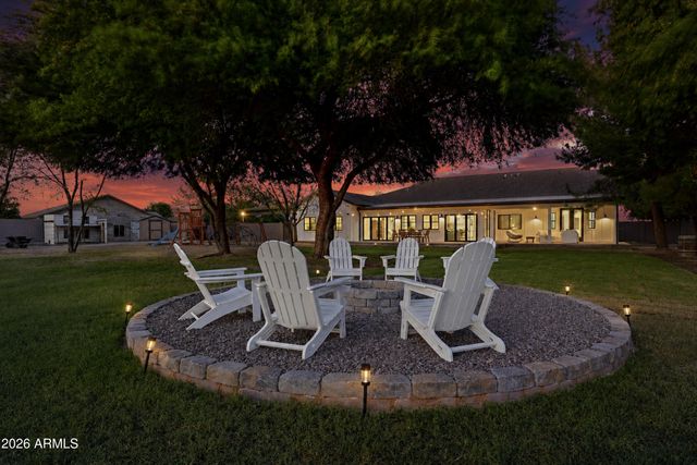 3050 S EAGLE Drive, Chandler, AZ 85286