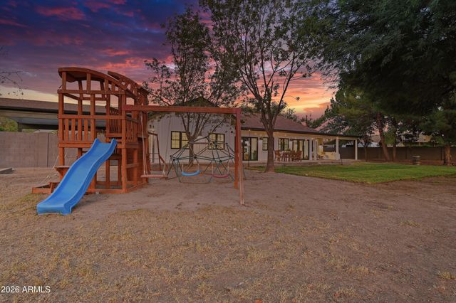 3050 S EAGLE Drive, Chandler, AZ 85286