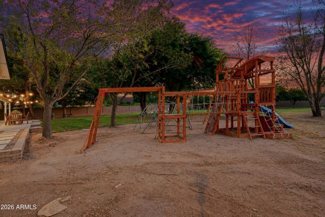 3050 S EAGLE Drive, Chandler, AZ 85286