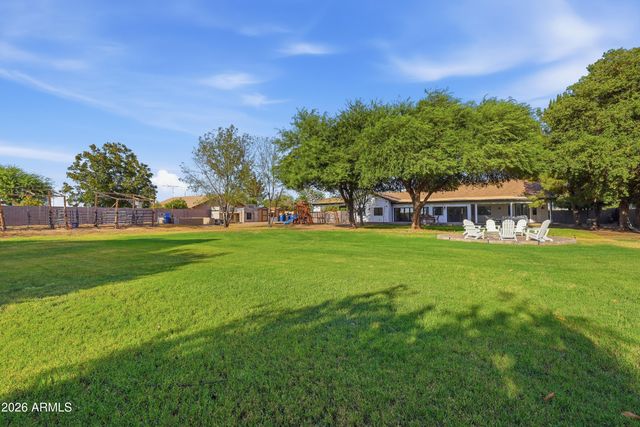3050 S EAGLE Drive, Chandler, AZ 85286