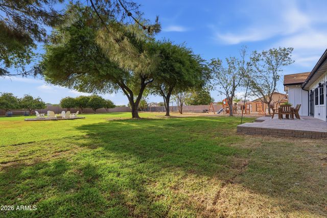3050 S EAGLE Drive, Chandler, AZ 85286