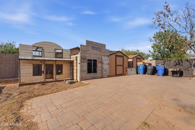 3050 S EAGLE Drive, Chandler, AZ 85286
