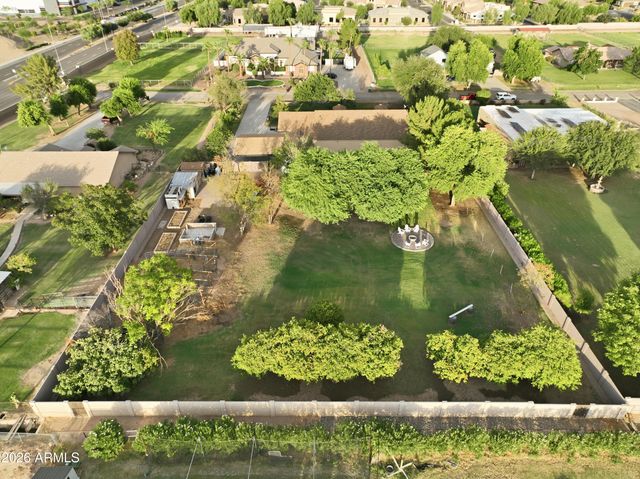 3050 S EAGLE Drive, Chandler, AZ 85286