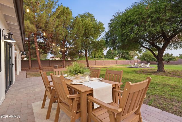 3050 S EAGLE Drive, Chandler, AZ 85286