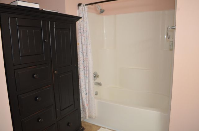 15 Delmas Gilliam Road, London, KY 40741