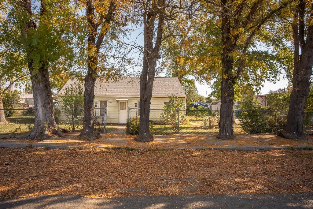 6241 Mclaughlin Way, Marysville, CA 95901