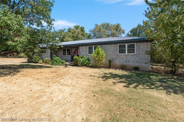1228 Alma North Street, Alma, AR 72921