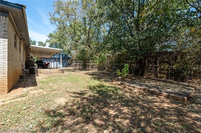1228 Alma North Street, Alma, AR 72921