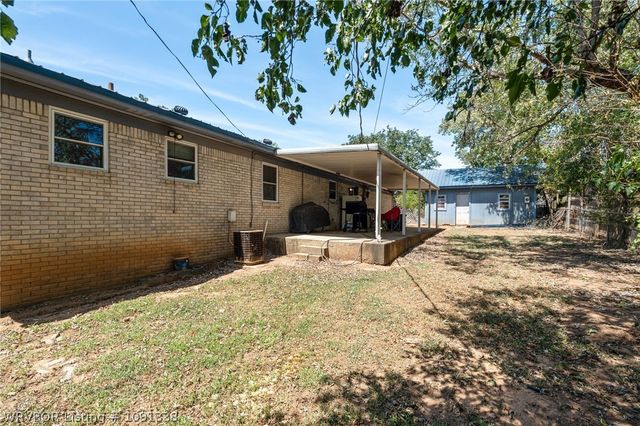 1228 Alma North Street, Alma, AR 72921