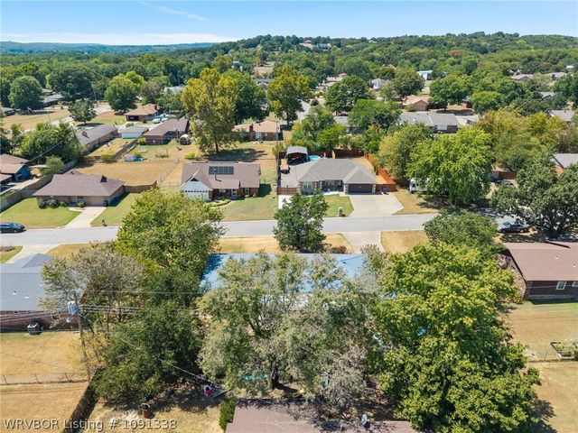 1228 Alma North Street, Alma, AR 72921