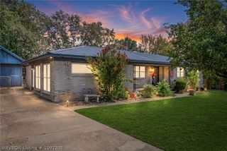1228 Alma North Street, Alma, AR 72921