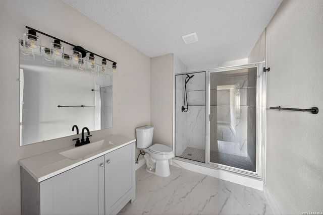 9434 Valley Rock, San Antonio, TX 78250