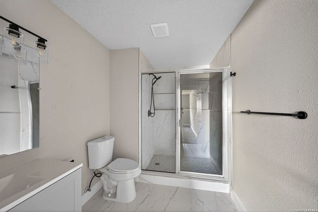 9434 Valley Rock, San Antonio, TX 78250