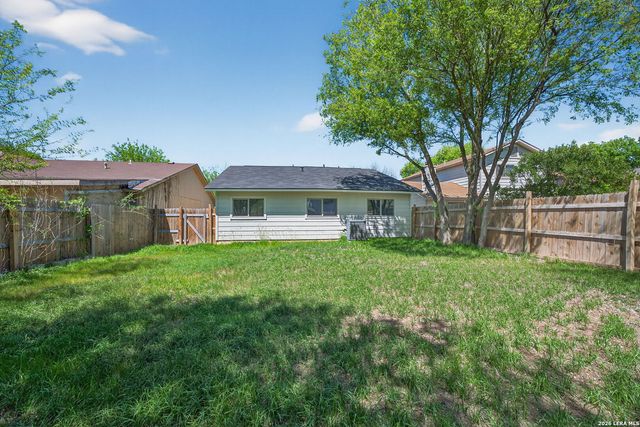 9434 Valley Rock, San Antonio, TX 78250