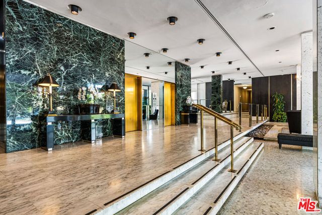 10450 Wilshire Boulevard 4G, Los Angeles, CA 90024