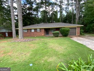 692 White Bird Way, Fairburn, GA 30213