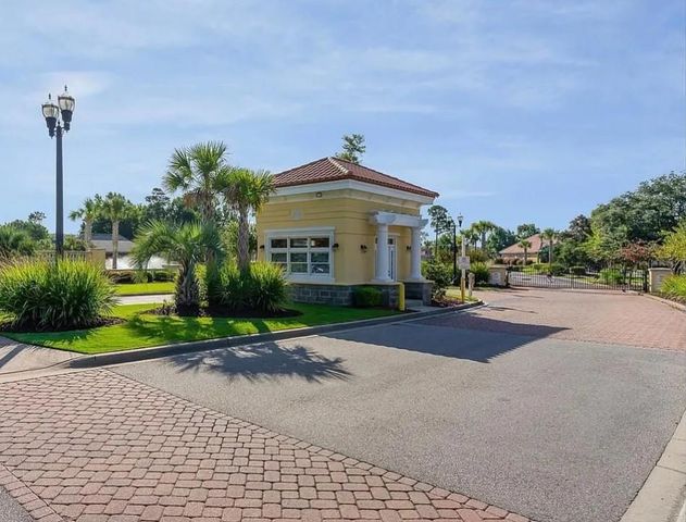 845 Bluffview Dr., Myrtle Beach, SC 29579