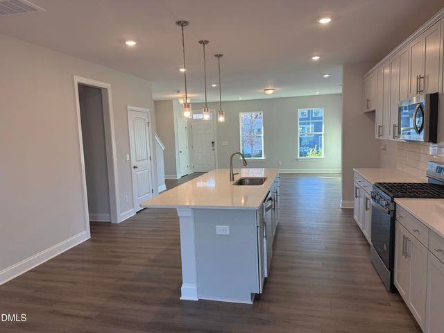 528 Traditions Grande Boulevard 11, Wake Forest, NC 27587