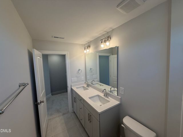 528 Traditions Grande Boulevard 11, Wake Forest, NC 27587