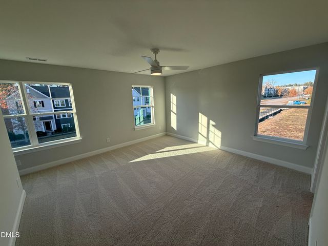 528 Traditions Grande Boulevard 11, Wake Forest, NC 27587