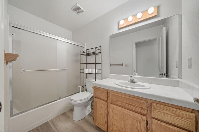 11361 Tanstaafl Lane, Redding, CA 96001