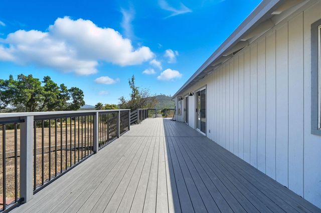 11361 Tanstaafl Lane, Redding, CA 96001